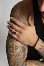 ANEL SQUARE BLACK PONTO CHIC