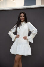 VESTIDO BEGE ABALONADO COM TEXTURA PONTO CHIC - Image 2