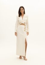 TOP BRANCO ESTILO BLAZER COM FIVELAS LANÇA PERFUME