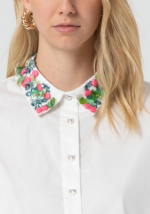 CAMISA CURTA BRANCA COM APLICAÇÕES FRACOMINA - Image 4