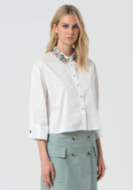 CAMISA CURTA BRANCA COM APLICAÇÕES FRACOMINA - Image 5