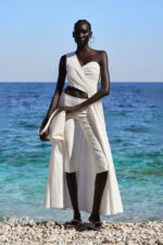 TOP BRANCO COM FOLHO LONGO ELEH - Image 2