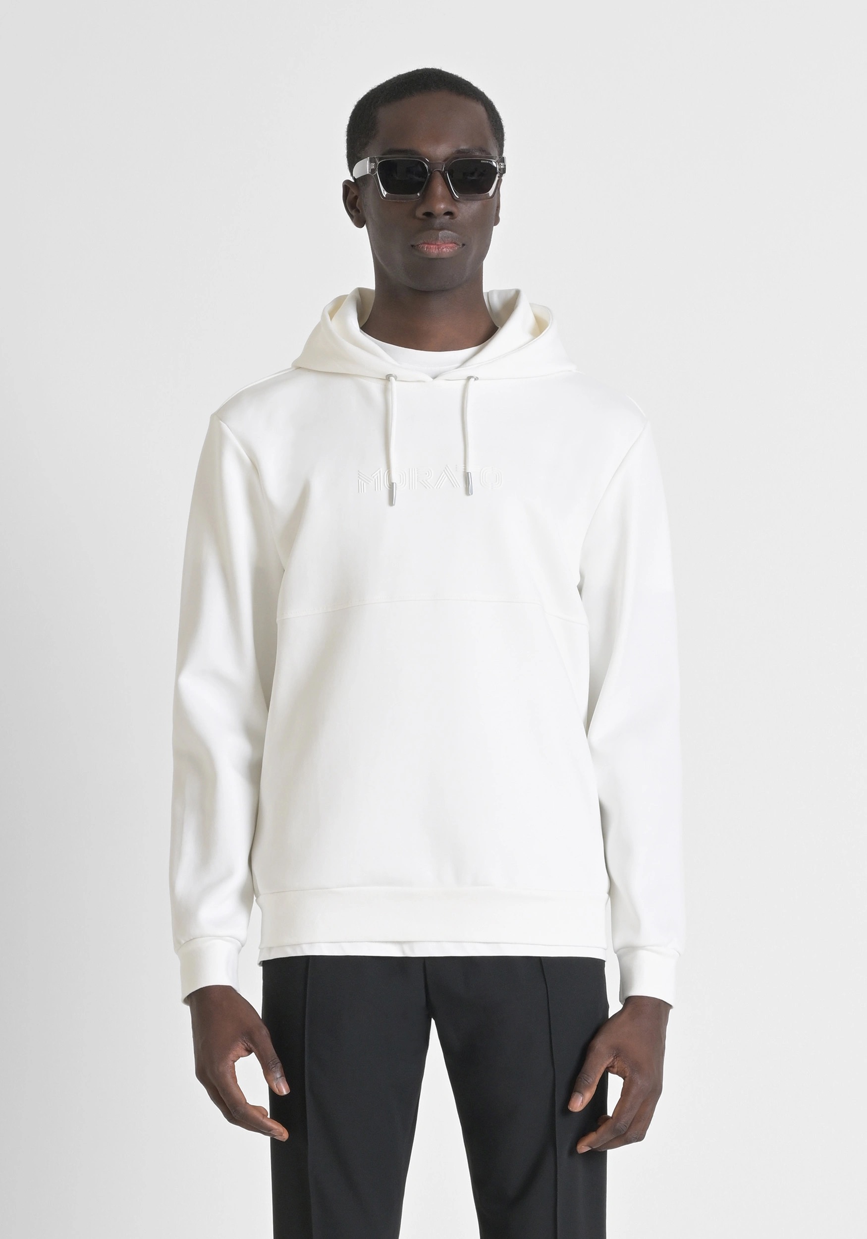 300667 HOODIE CREME COM LOGO ANTONY MORATO - Image 1