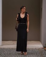 VESTIDO CANELADO PRETO COM FOLHOS FRACOMINA - Image 2