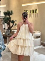 VESTIDO CURTO BEGE COM FOLHOS ELEH - Image 4