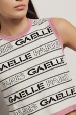 TOP MALHA BRANCO COM CONRASTE ROSA GAELLE PARIS - Image 4