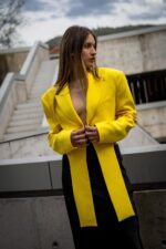 BLAZER CURTO AMARELO GAELLE PARIS - Image 3