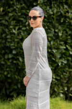 VESTIDO CRU COMPRIDO PERFURADO RUGA - Image 2