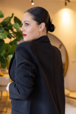 CONJUNTO PRETO BLAZER SAIA CALÇÃO PONTO CHIC - Image 6
