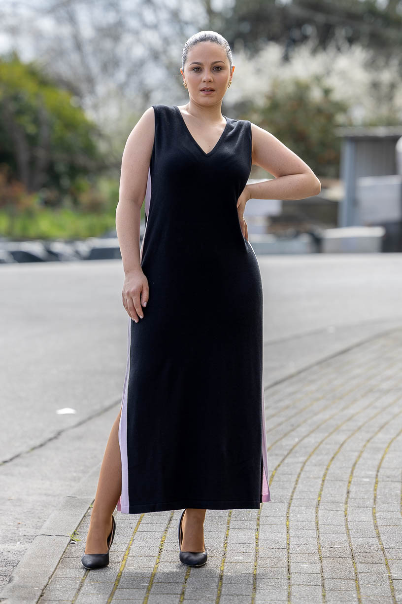 PC-172 VESTIDO PRETO COM CONTRASTE RUGA - Image 1