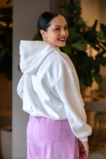 SWEATSHIRT COM CAPUZ LOVE PONTO CHIC - Image 3