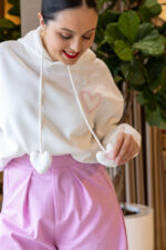 SWEATSHIRT COM CAPUZ LOVE PONTO CHIC - Image 2