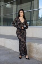 VESTIDO DE RENDA COM FLORES PONTO CHIC