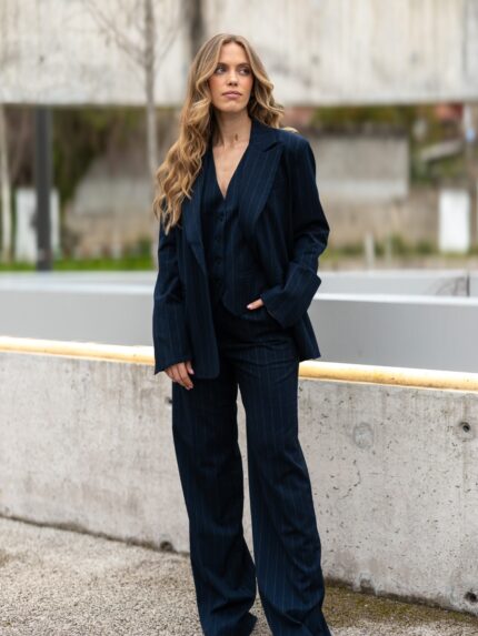 FATO AZUL COM RISCA PONTO CHIC