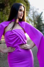 VESTIDO MIDI ROSA COM CAPA PONTO CHIC - Image 4