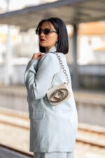 FATO AZUL CLARO COM PROMENOR BEGE PONTO CHIC - Image 4
