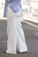 CALÇA BRANCA ACABAMENTO DESFIADO WIDE LEG PONTO CHIC
