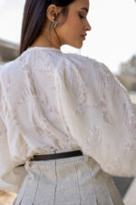 BLUSA BEGE DECOTE V PONTO CHIC - Image 2