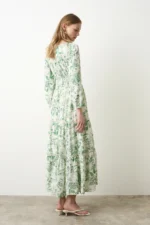 VESTIDO BRANCO FLUIDO COM DETALHES VERDES BSB - Image 6