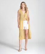 COLETE AMARELO PERFURADO COM ATILHOS RUGA - Image 4