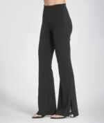 CALÇA PRETA BOCA DE SINO RUGA - Image 3
