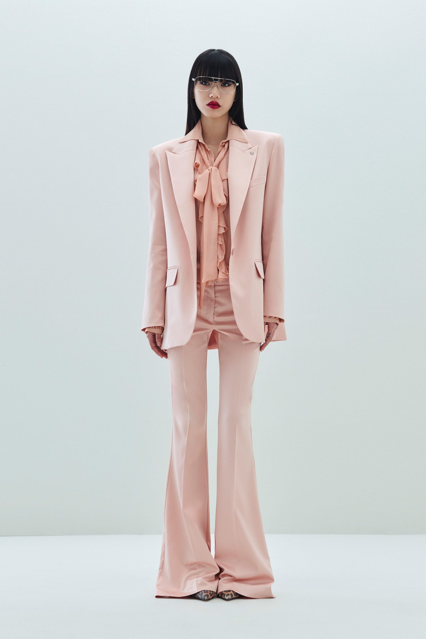 336af119f35cca0701ddfc53ff5f BLAZER ROSA ACETINADO ANIYE BY - Image 1