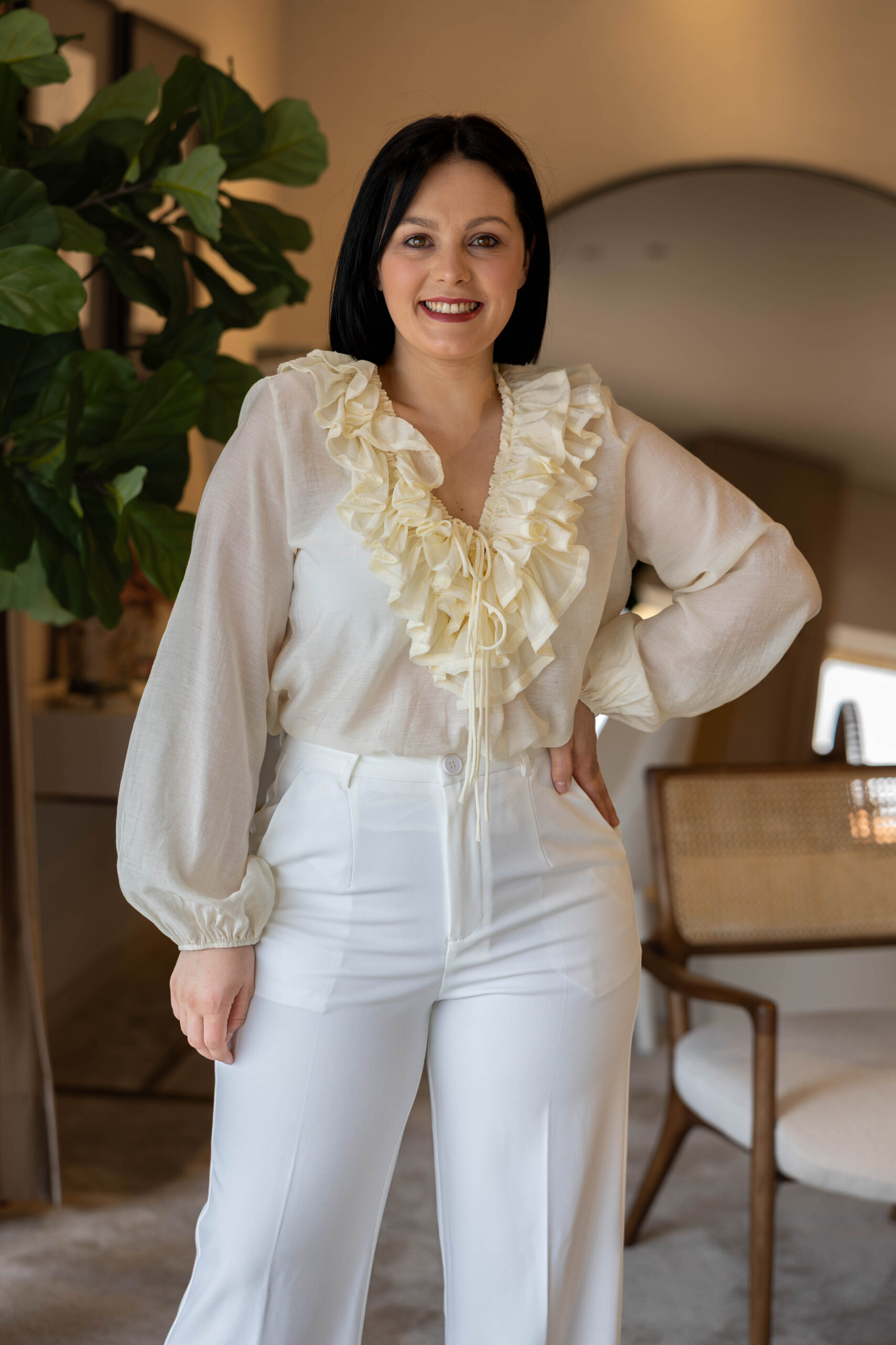 PC-14 BLUSA AMARELA COM FOLHO PONTO CHIC - Image 1