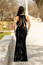VESTIDO PRETO COM TRANSPARÊNCIA NO SECRETS - Image 3