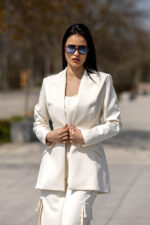 BLAZER ESTRUTURADO COM RECORTES SAHOCO