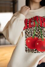 SWEATER CHERRIES PONTO CHIC - Image 5