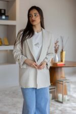 BLAZER BEGE BOTÃO DOURADO PONTO CHIC - Image 2