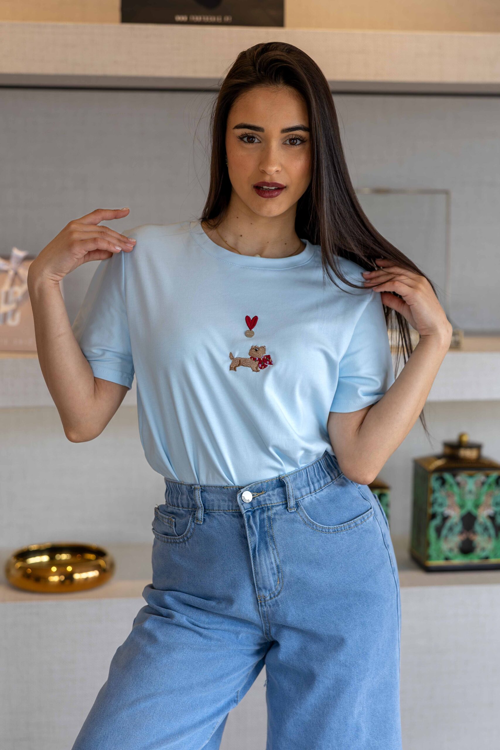 PC-97 T-SHIRT AZUL COM BORDADO PONTO CHIC - Image 1