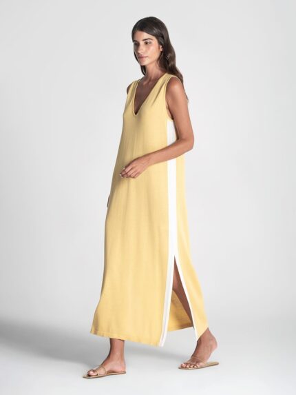 VESTIDO AMARELO COM CONTRASTE DE COR RUGA
