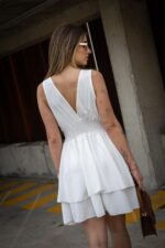 VESTIDO BRANCO COM FOLHOS PONTO CHIC - Image 4