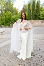 VESTIDO BRANCO COMPRIDO COM LENÇO PONTO CHIC