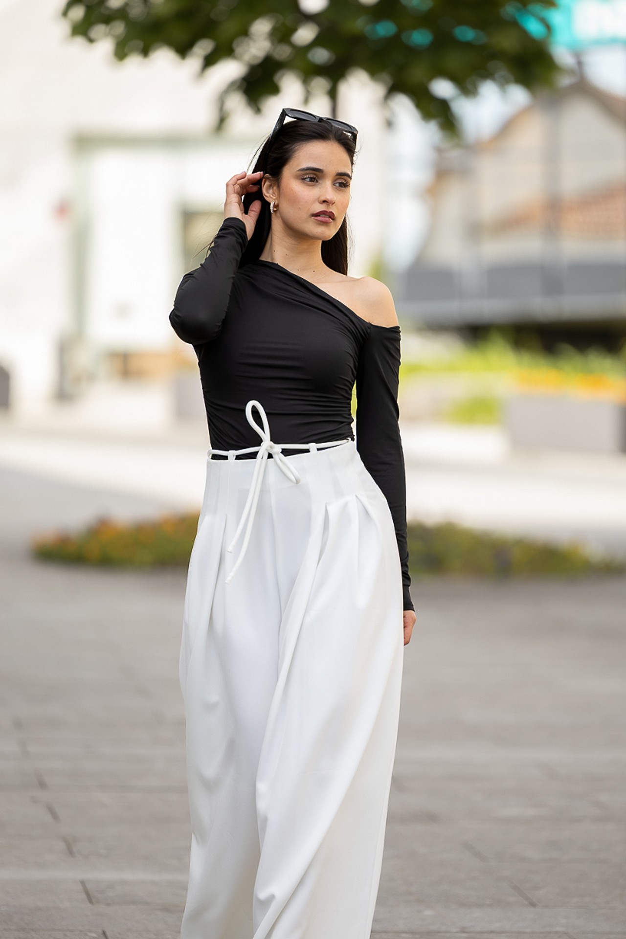galleries_6ba5b45b-a28e-4543-8bce-3e3accb7374b_3c675fd5-9a8c-43e4-a2d8-5af4fa4fb5b5_v2__thumb_l CAMISOLA PRETA FRANZIDA PONTO CHIC - Image 1