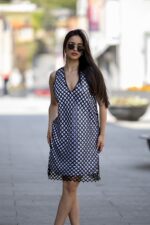 VESTIDO COM TECIDO REDE EM LANTEJOULAS JIJIL - Image 3