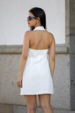 VESTIDO CURTO BRANCO COM BOTÕES NA FRENTE PONTO CHIC - Image 6