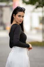CAMISOLA PRETA FRANZIDA PONTO CHIC - Image 3