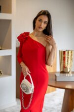 VESTIDO COMPRIDO VERMELHO COM APLICAÇÃO PONTO CHIC - Image 3