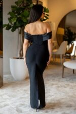 VESTIDO PRETO COMPRIDO COM APLICAÇÕES PONTO CHIC - Image 4