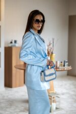BLAZER AZUL ACETINADO COM CINTO RINASCIMENTO - Image 3