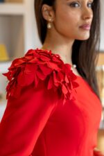 VESTIDO COMPRIDO VERMELHO COM APLICAÇÃO PONTO CHIC - Image 5