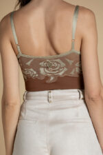TOP DE MALHA COM TEXTURA DE FLORES SAHOCO - Image 3