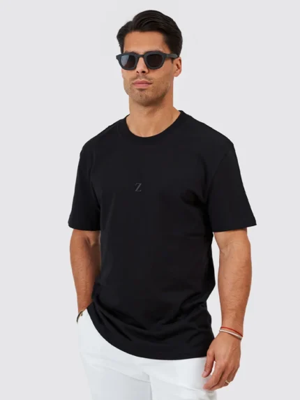T-SHIRT OVERSIZE PRETA ZOLF