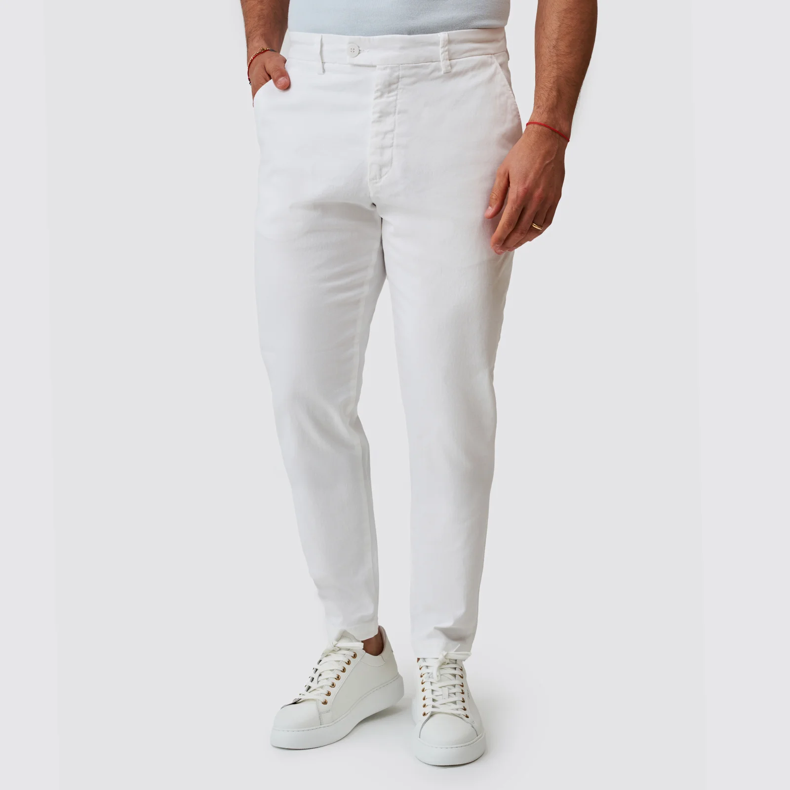 251703000-6 CALÇA DE SARJA LEVE BRANCA TAPARED - Image 1