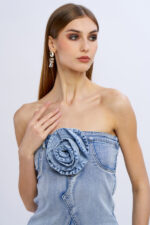 VESTIDO DE GANGA COM FLOR NO SECRETS - Image 3