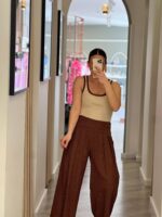 PANTALONA COM FRANZIDO CASTANHO ESCURO GAELLE PARIS - Image 3