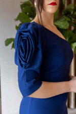VESTIDO COMPRIDO AZUL COM RACHA PONTO CHIC - Image 3