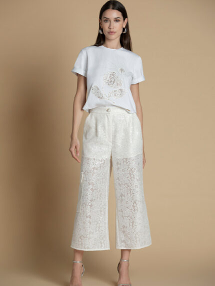 T-SHIRT BRANCA COM RENDA SAHOCO
